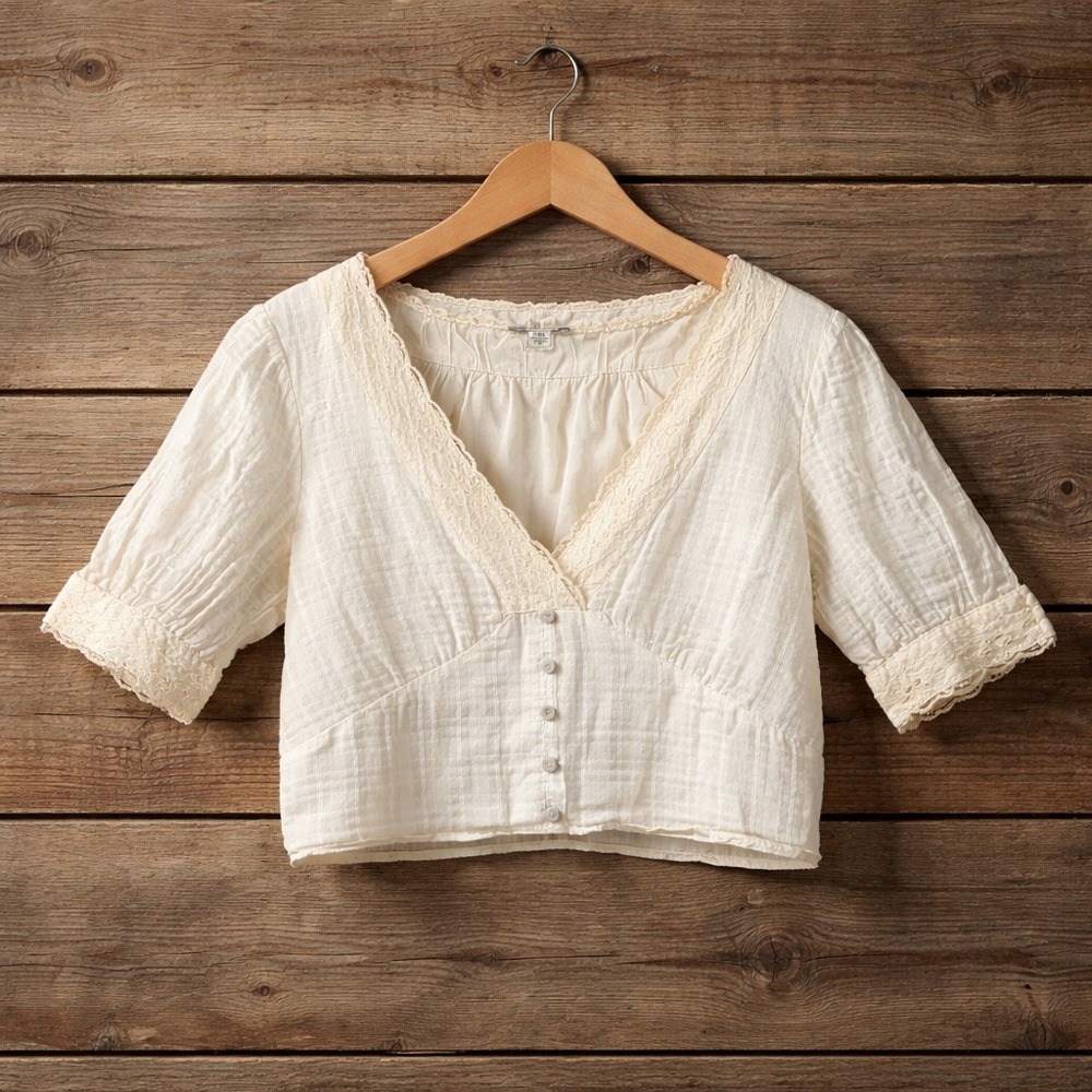 American Eagle Blouse Womens Large Ivory Lace Trim Button Front Boho Cottagecore